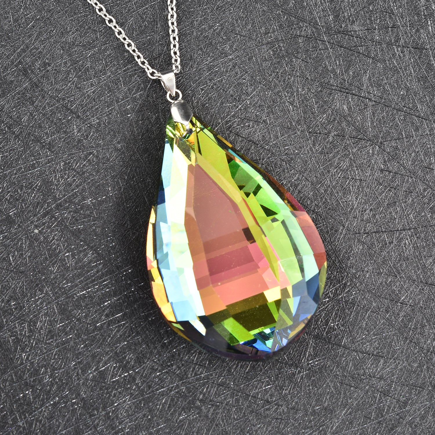 Glas Anhänger mit Kette, Grün Tropfen, Edelstahl ca. 240.00 ct