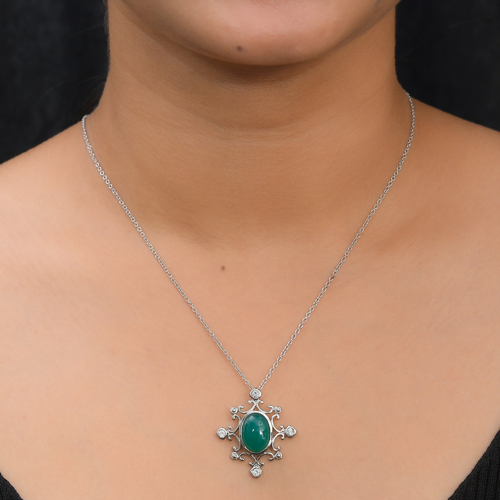 Grüner Onyx und Zirkon-Anhänger mit Kette, 50 cm, Edelstahl ca. 5,68 ct