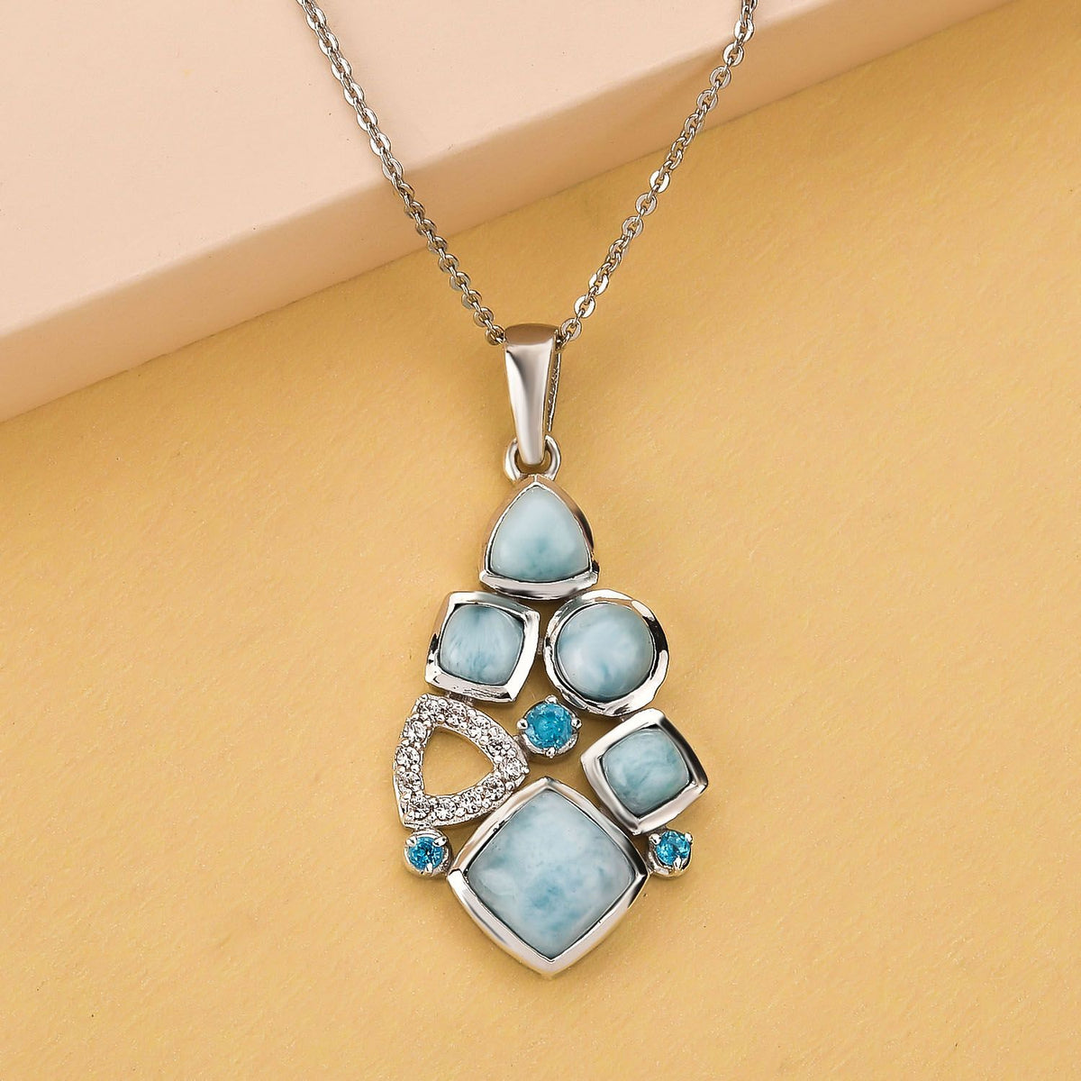 Larimar-Anhänger mit Kette, 925 Silber platiniert ca. 4,60 ct