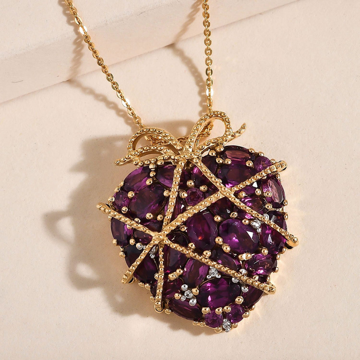 GP Amore-Kollektion - Rhodolith Granat Anhänger mit Kette, ca. 50 cm, 925 Silber vergoldet ca. 9.06 ct