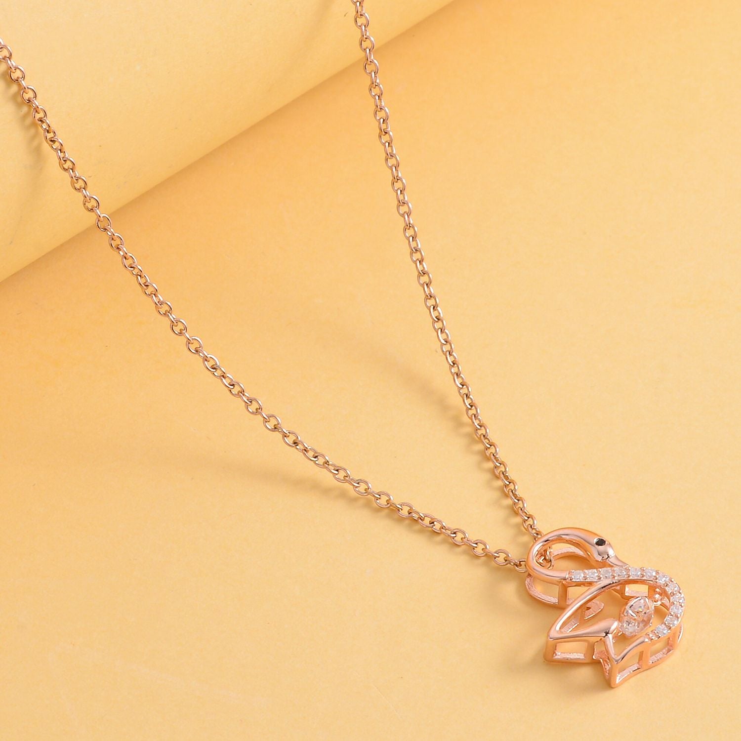 Weißer Zirkonia-Anhänger mit Edelstahl-Kette, 925 Silber rosévergoldet ca. 0,60 ct