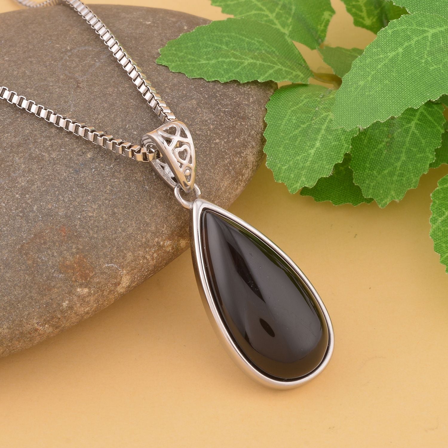 Schwarze quarz Anhänger mit Kette, Edelstahl ca. 45.00 ct