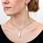 2er Set - Weiße Muschelkernperle Anhänger und Ohrringe Schmuckset, 925 Silber rhodiniert, Regentropfen