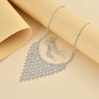 2er Set Weiße Kristall-Halskette mit Ohrringe im Schmuckset, Silberfarben
