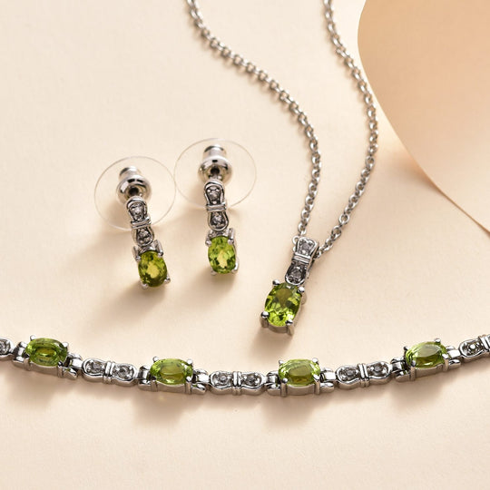 3er Set, natürliche Peridot Ohrringe, Armband, Anhänger mit Kette, Edelstahl, ca. 7.03 ct