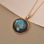 Labradorit-Anhänger mit Kette, 925 Silber Gelbgold Vermeil ca. 21.89 ct