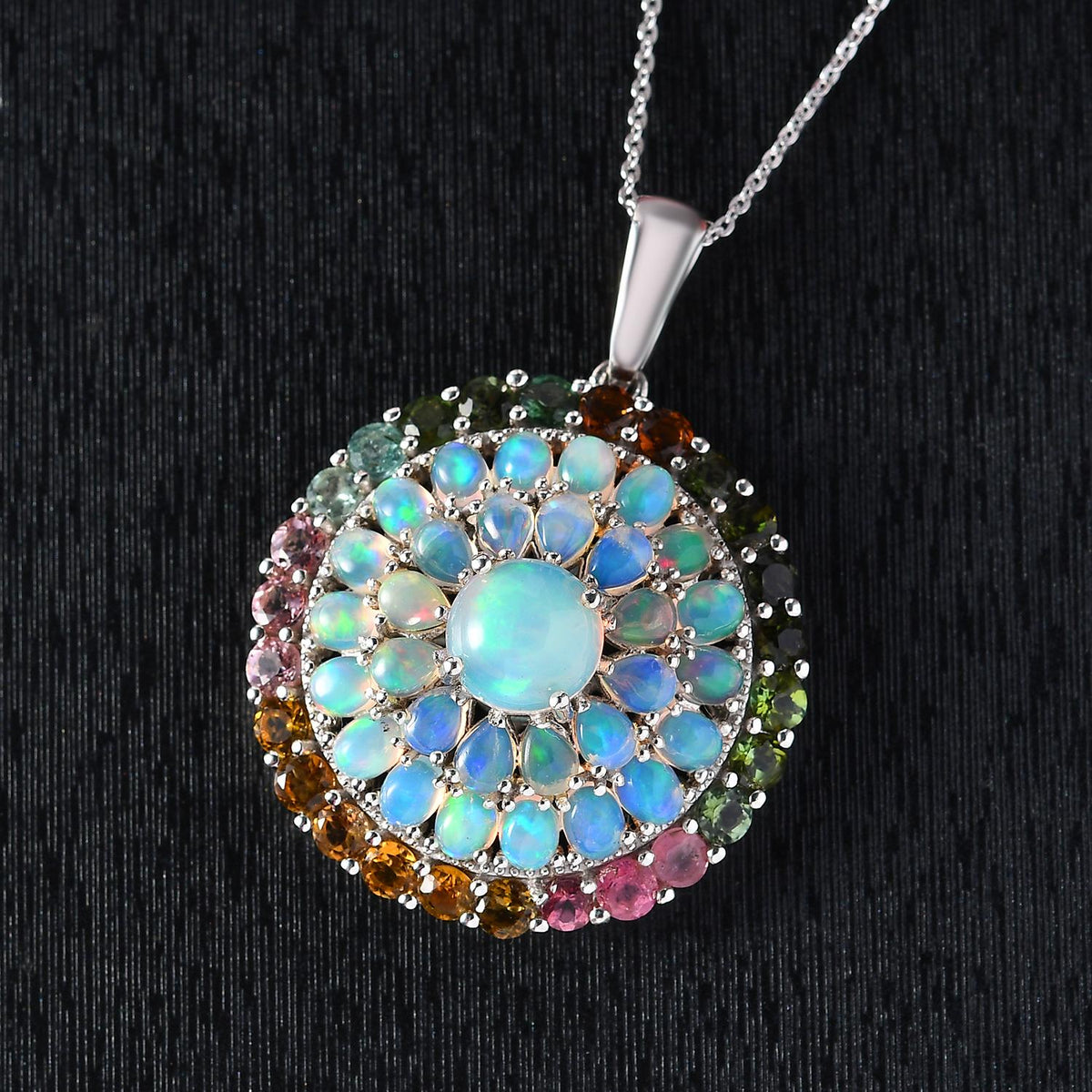 Natürlicher, äthiopischer Welo Opal Anhänger mit Kette, 925 Silber platiniert ca. 7.61 ct