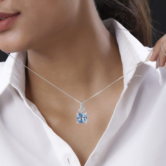 GP Bella Italia Kollektion - Himmelblaues Topas, weißes Zirkon Anhänger mit Kette , 925 Silber platiniert ca. 8.76 ct
