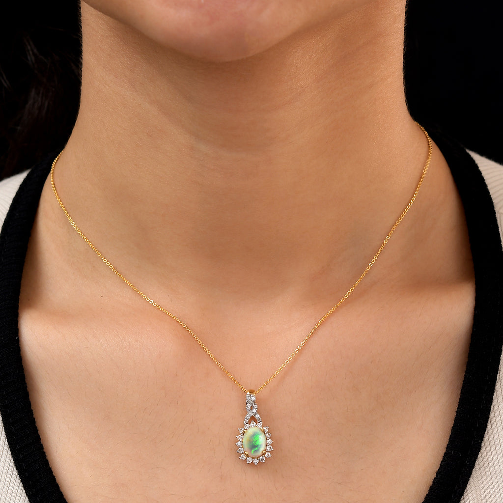Natürlicher, äthiopischer Opal und weißer Zirkon-Anhänger mit Kette, Silber ca. 1,82 ct