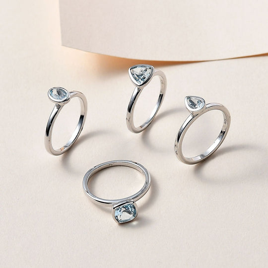 Himmelblauer Topas mehrreihiger Ring, 925 Silber platiniert ca. 2.79 ct