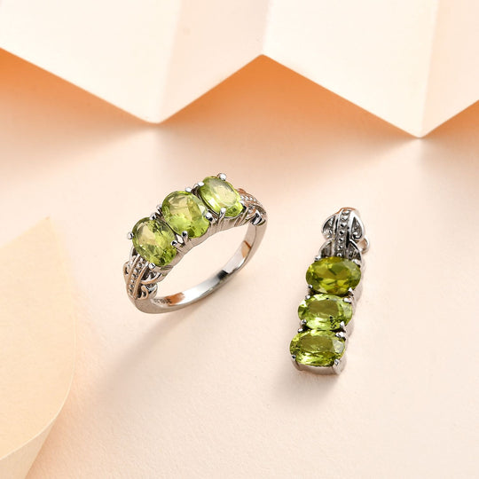 Peridot Schmuckset  Edelstahl ca. 4,50 ct.