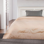 Serenity Night - 100% Maulbeerseide Sommerseidendecke mit Seidenfüllung Daunenkissen und Seidenkissenbezug Beige
