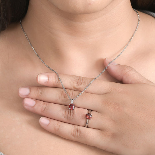 2er Set - Roter Zirkonia Anhänger mit Kette und Ring (Größe 19.00), Edelstahl