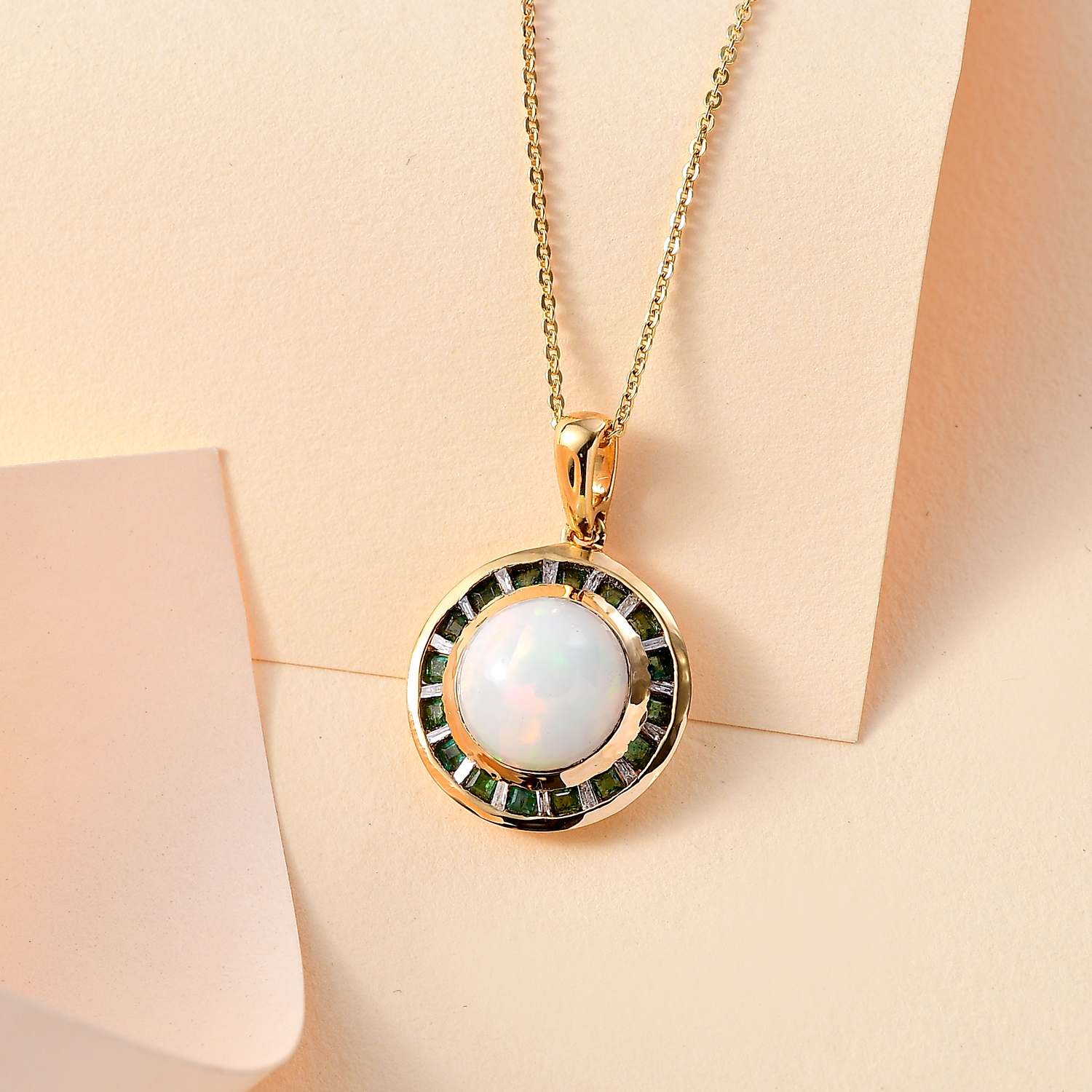 AA Natürlicher, äthiopischer Welo Opal, Smaragd Anhänger mit Kette, 925 Silber 750 Gelbgold Vermeil ca. 3.40 ct