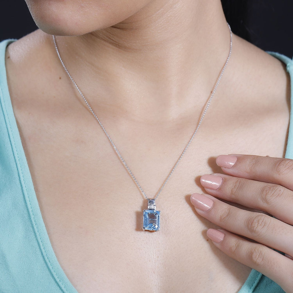 Himmelblauer Topas, Weißer Zirkon Anhänger mit Kette, 925 Silber rhodiniert ca. 4.57 ct