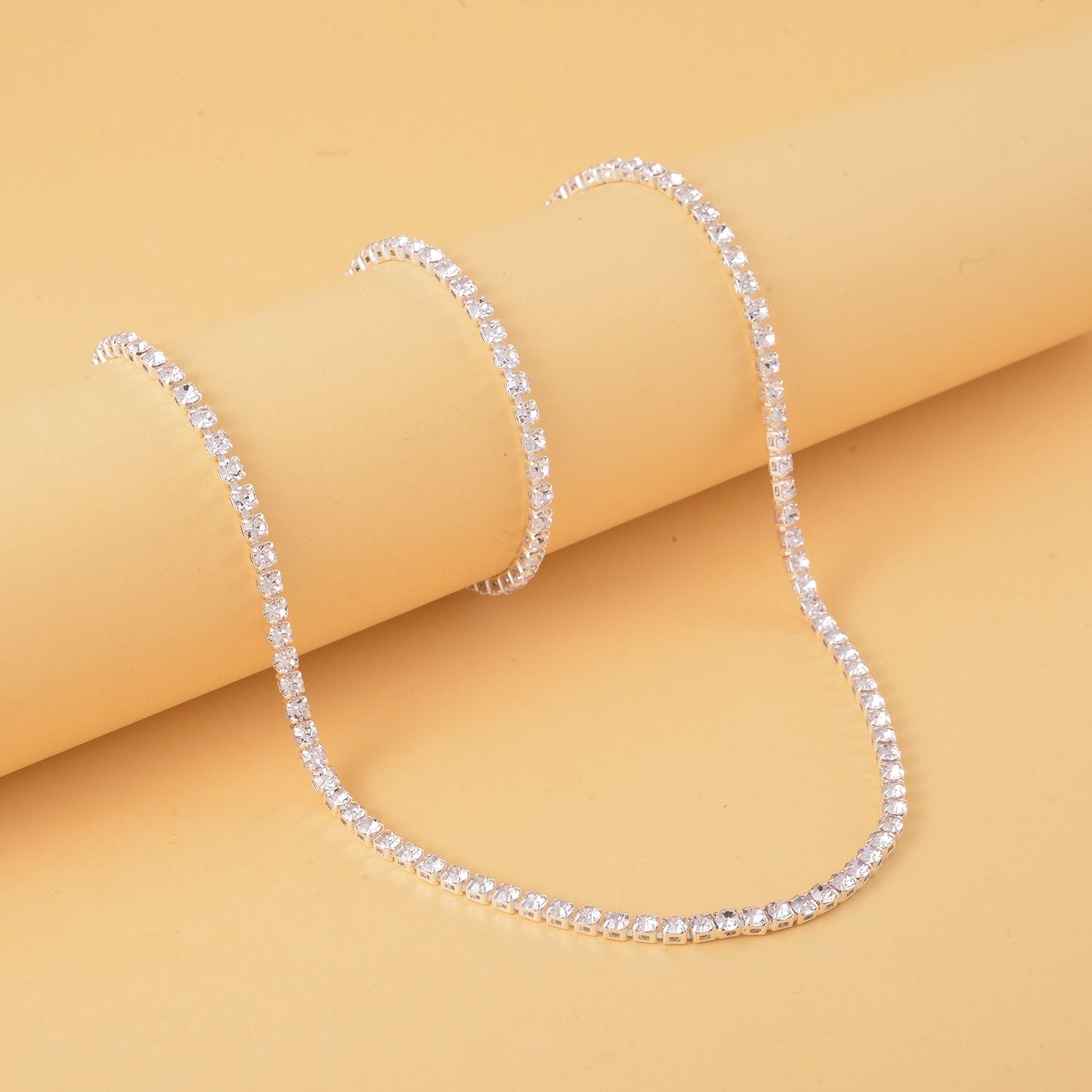 2er Set Weiße Kristall Halskette und Armband mit Bolo Verlängerung, silberfarben