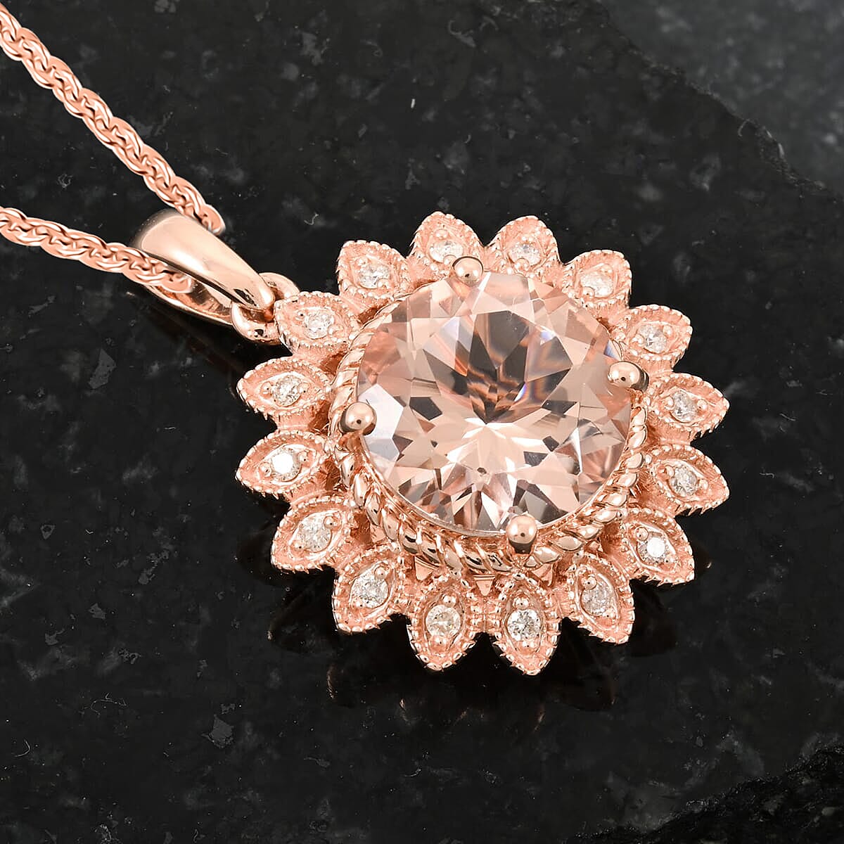 LUXORO zertifizierter und geprüfter AAA Morganit und GH-I2 Diamant floraler Halo Anhänger mit 45cm Kette in 417 Roségold - 3,50 ct.