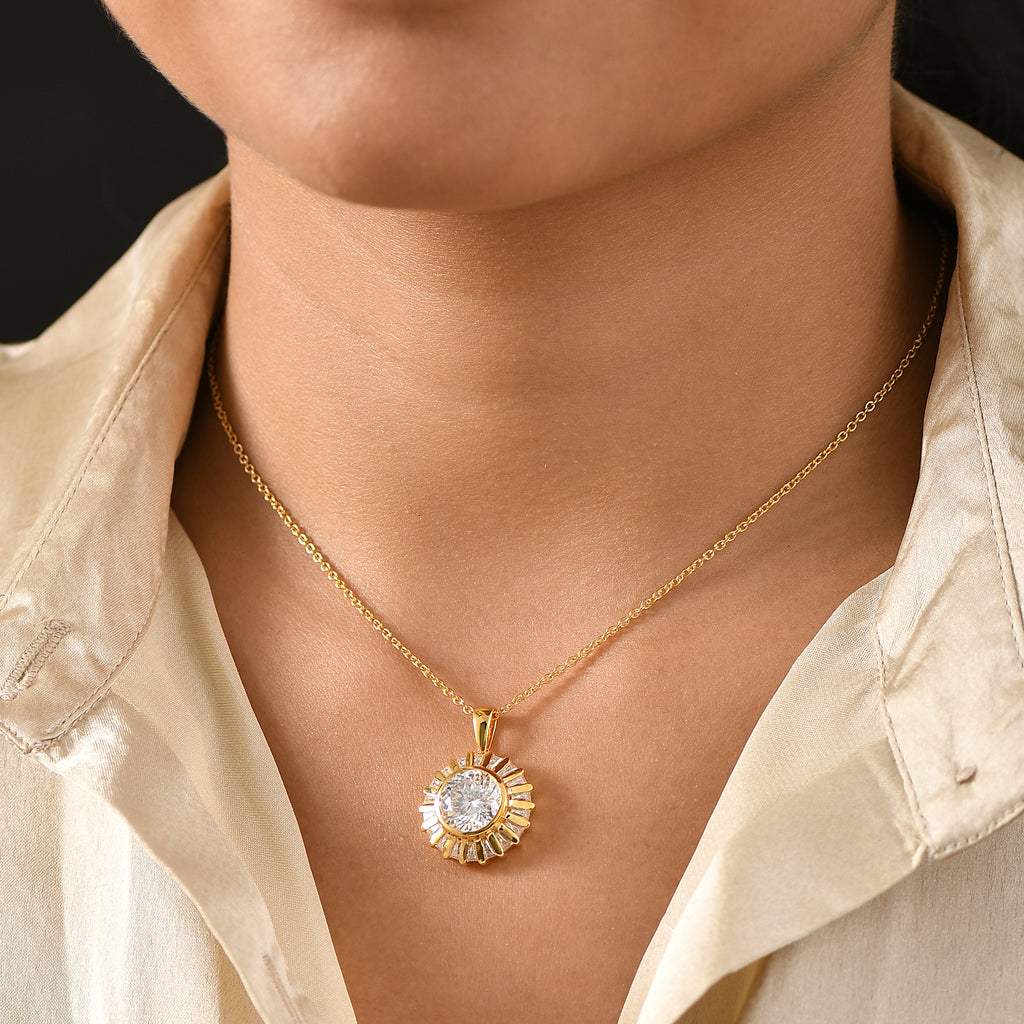 100 Facetten Moissanit Anhänger mit Kette ca. 50 cm, 925 Silber 750 Gelbgold Vermeil ca. 6.68 ct