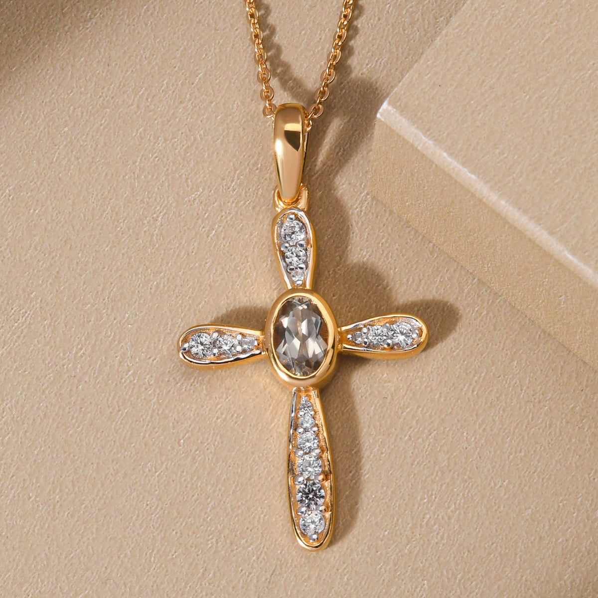 AAA Turkizit und weißer Zirkon Kreuz-Anhänger mit Kette, 925 Silber Gelbgold Vermeil ca. 0,79 ct