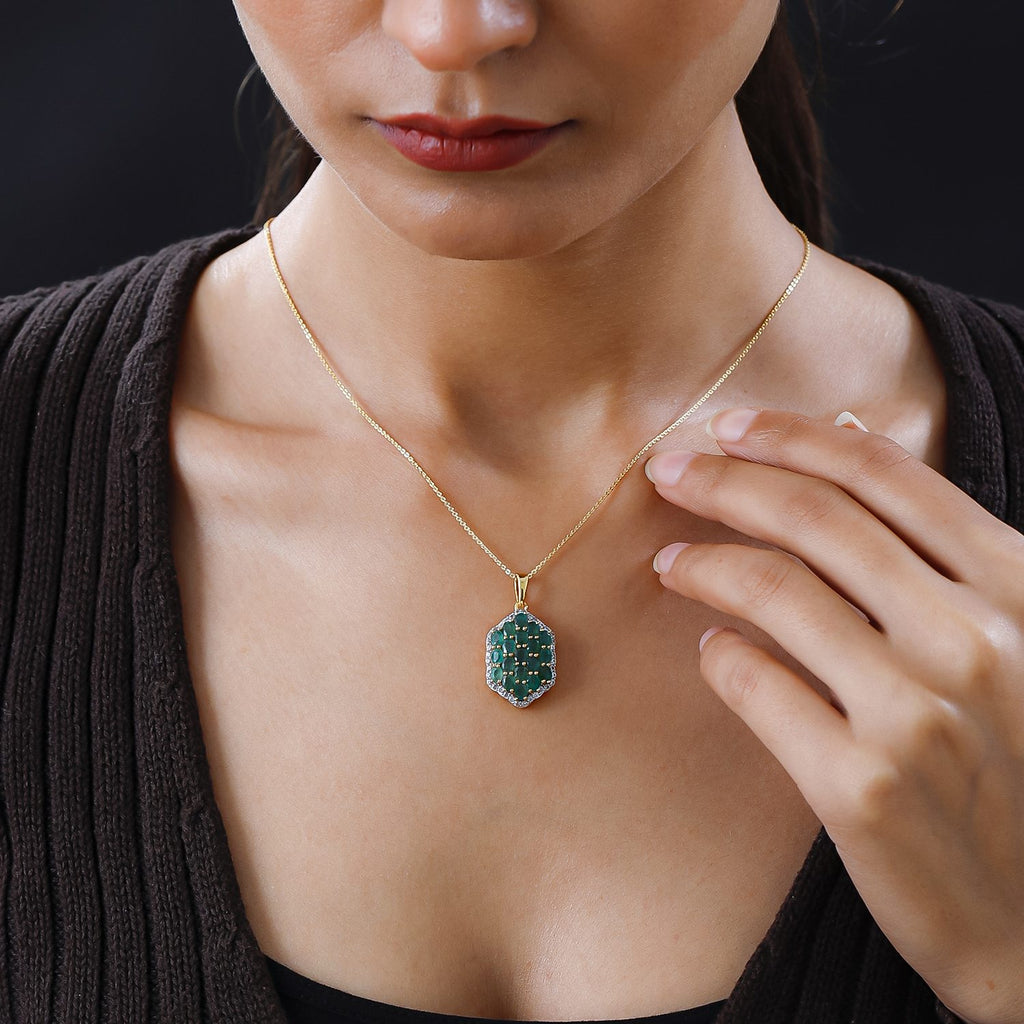Kagem Sambischer Smaragd, weißer Zirkon Anhänger mit Kette, 925 Silber vergoldet ca. 3.24 ct