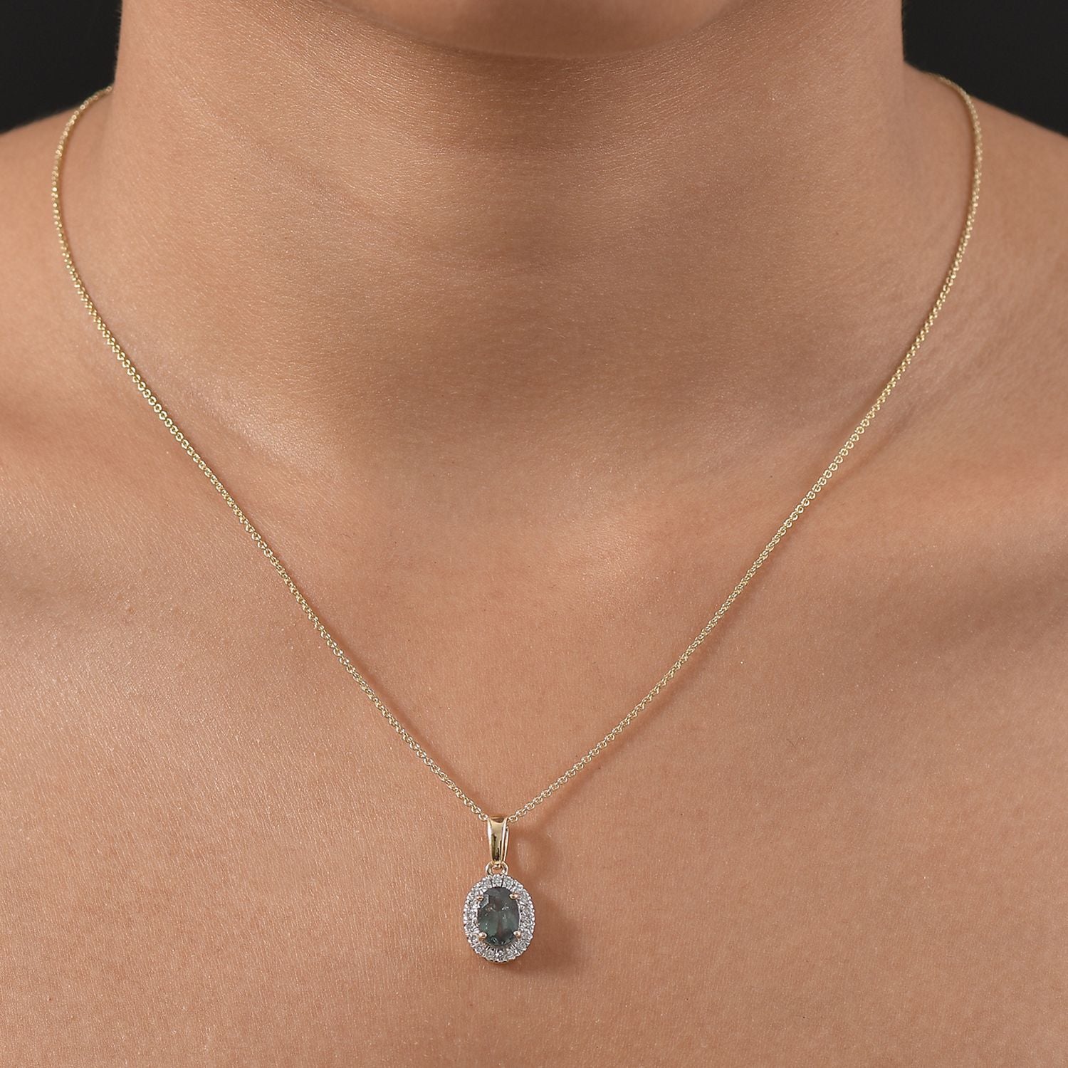 AAA Alexandrit, Weißer Diamant Anhänger mit Kette ca. 45 cm, 585 Gelb Gold ca. 1.50 ct