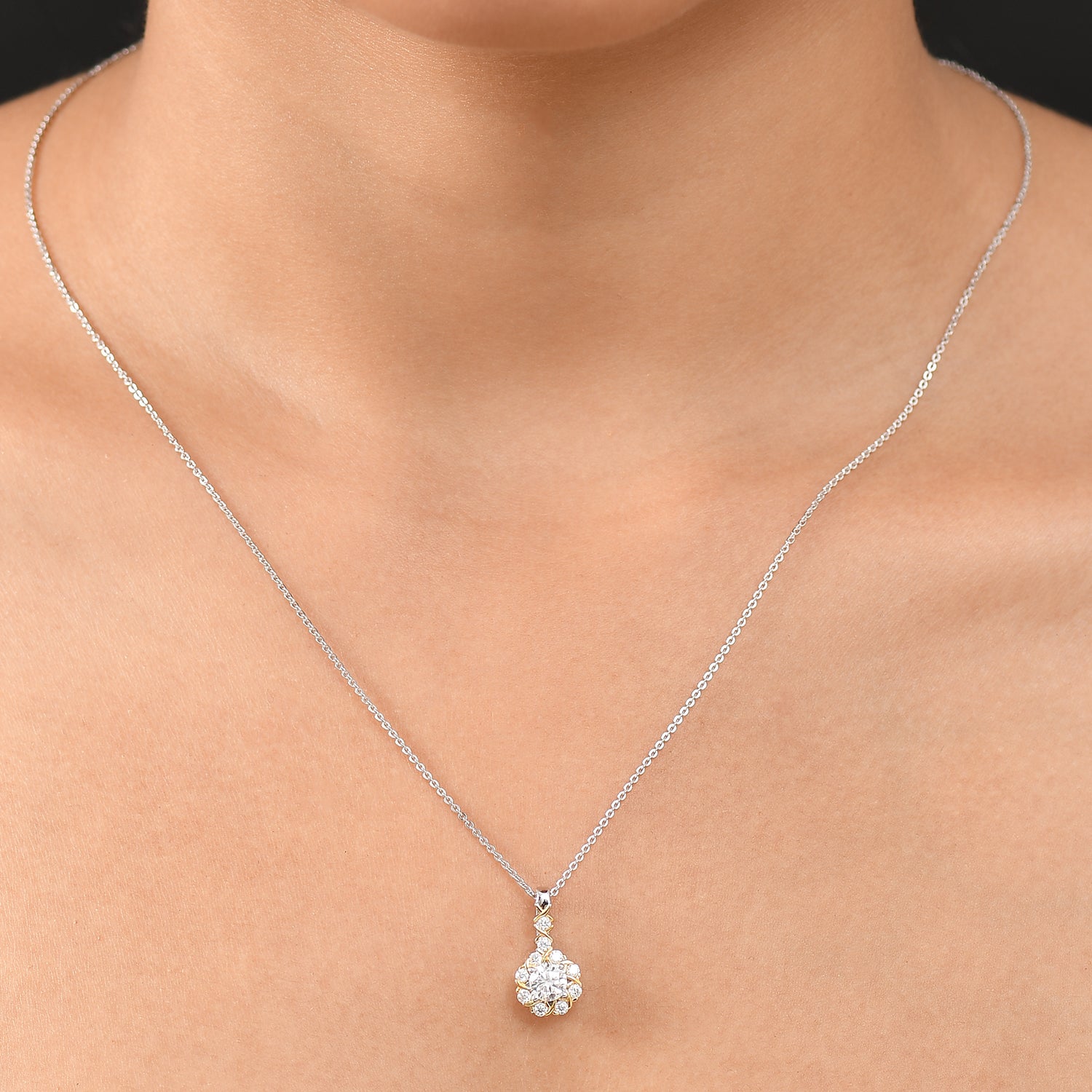 D'Joy Moissanit Anhänger mit Kette ca. 50 cm, 925 Silber platiniert und vergoldet ca. 0.77 ct
