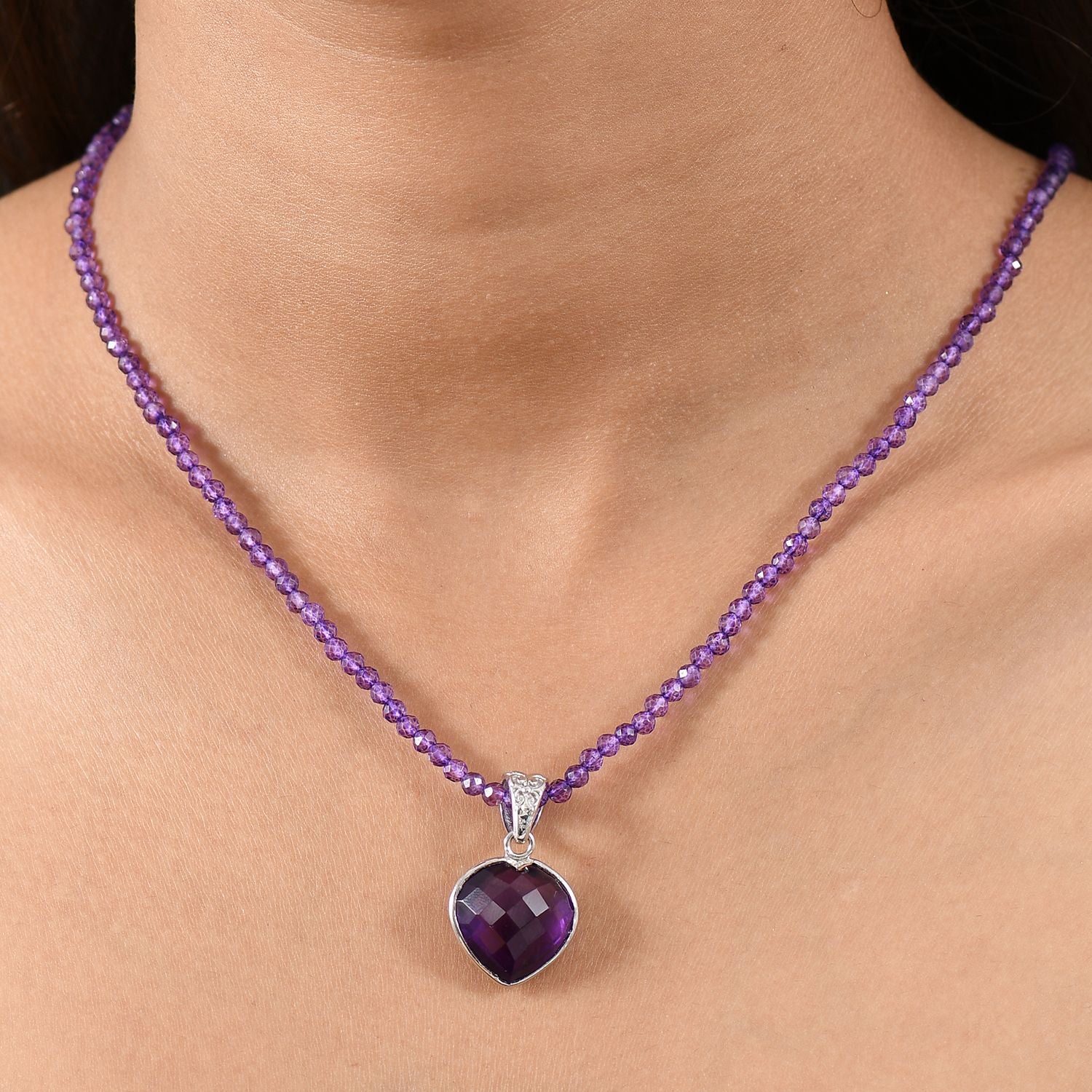 D'joy Afrikanischer Amethyst Anhänger mit Kette ca. 45 cm + 5 cm Extender, 925 Silber rhodiniert ca. 40.92 ct