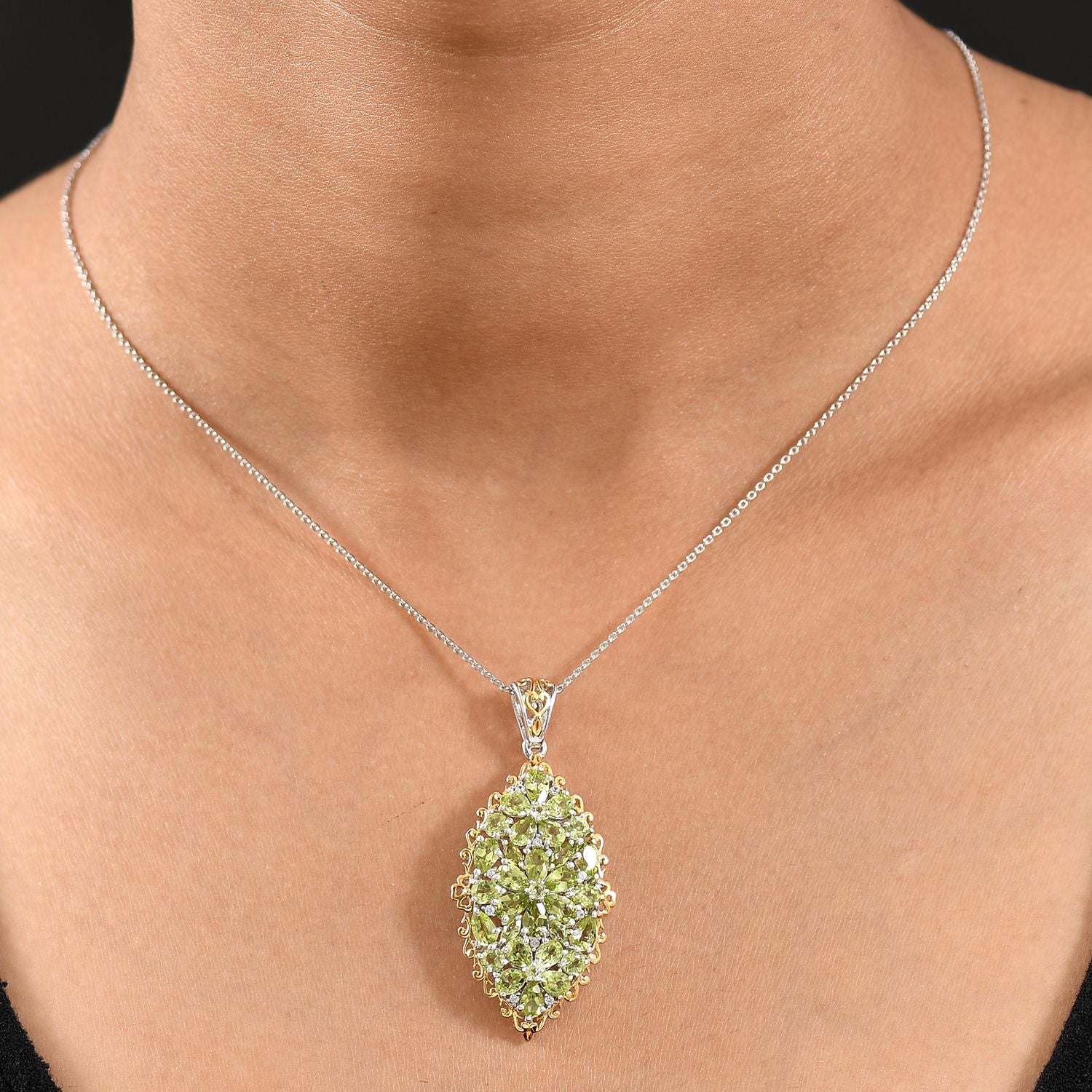 D'joy Natürlicher Peridot Anhänger mit Kette ca. 50 cm, 925 Silber Rhodiniert und 750 Gelbgold Vermeil ca. 5.59 ct