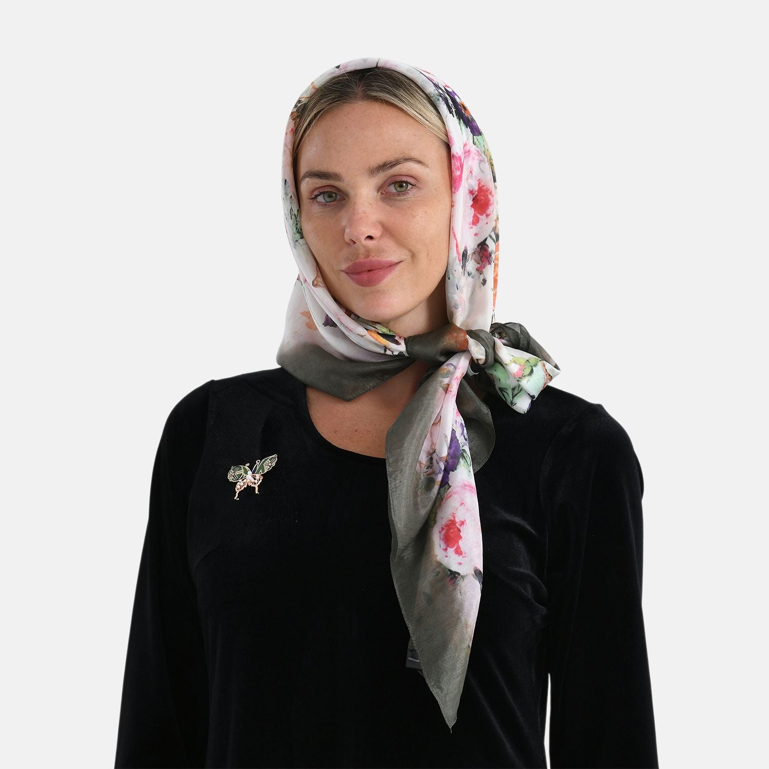 LA MAREY Signature - Seiden-Foulard aus 100% Maulbeerseide und Schmetterling-Seidenbrokat-Brosche, 110x110 cm, Grau