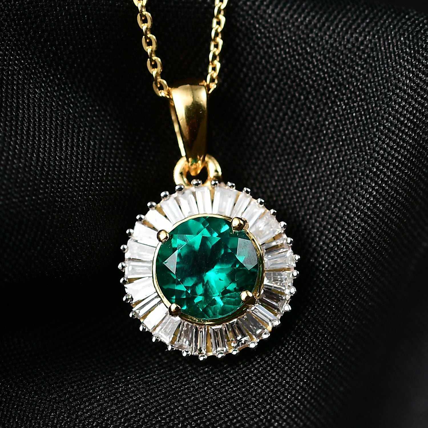 LUXURIANT - AAA Lab Grown Kolumbianischer Smaragd, Lab Grown Diamant Anhänger mit Kette, ca. 50 cm 925 Silber 750 Gelbgold Vermeil ca. 1.49 ct