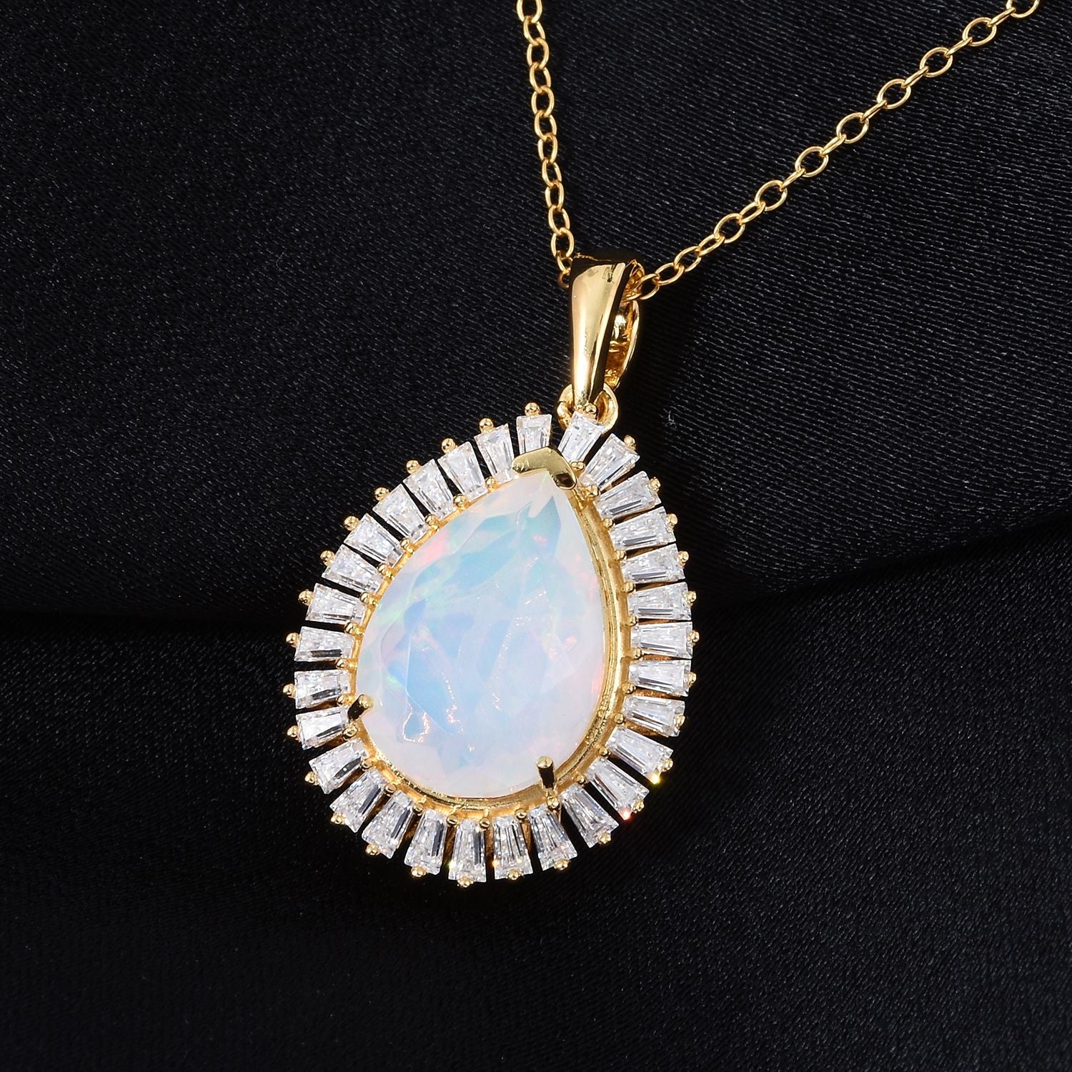 D'Joy AAA Natürlicher, äthiopischer Welo Opal, Moissanit Schmuckset ca. 50 cm 925 Silber 750 Gelbgold Vermeil ca. 4.15 ct
