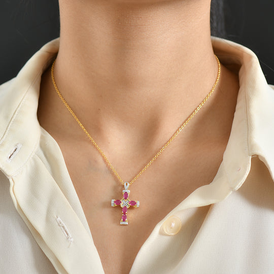 D'Joy Afrikanischer Rubin (Fissure gefüllt), Weißer Zirkon Schmuckset ca. 50 cm 925 Silber 750 Gelb Vergoldet und Edelstahl 750 Gelb Vergoldet ca. 2.22 ct