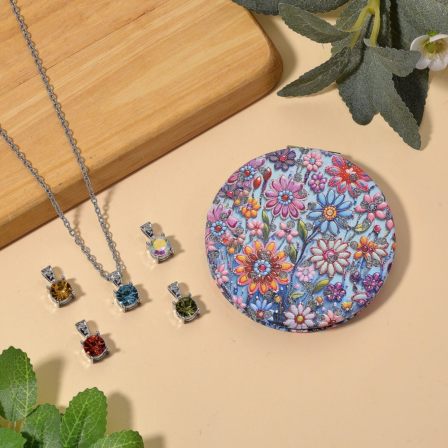 6er Set - Spiegel und 5 Mehrfarbige Kristall-Anhänger und Kette, Silberfarben 0.06 ct