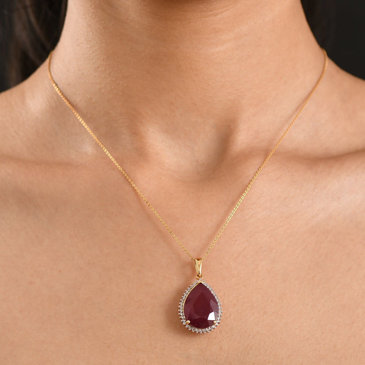LUXURIANT DIAMOND - AA Niassa Rubin, Lab Grown Diamant Schmuckset ca. 50 cm 925 Silber 750 Gelbgold Vermeil ca. 19.86 ct