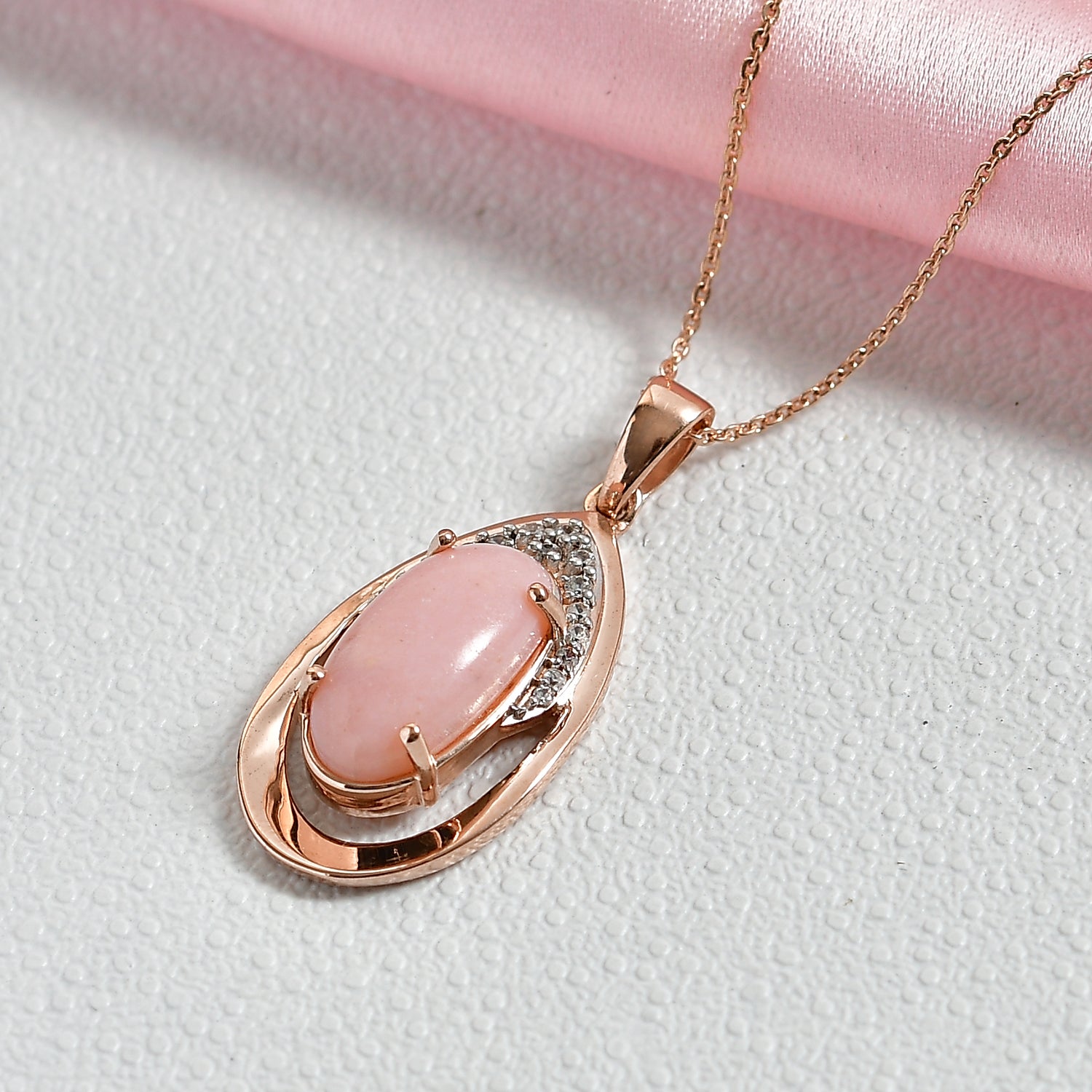 D'Joy AA Rosa Opal, Weißer Zirkon Anhänger mit Kette, ca. 50 cm 925 Silber 750 Roségold Vermeil ca. 4.25 ct