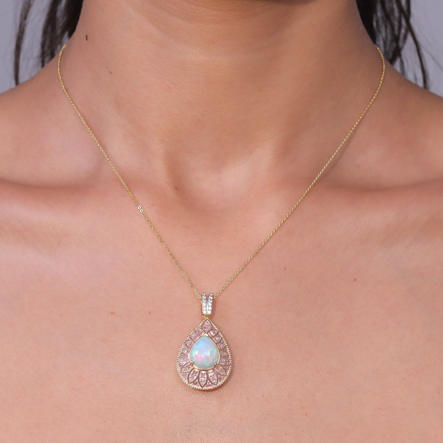 D'Joy AAA Natürlicher, äthiopischer Welo Opal, Natürlicher Rosa Diamant Schmuckset ca. 50 cm 925 Silber 750 Gelbgold vermeil ca. 3.62 ct