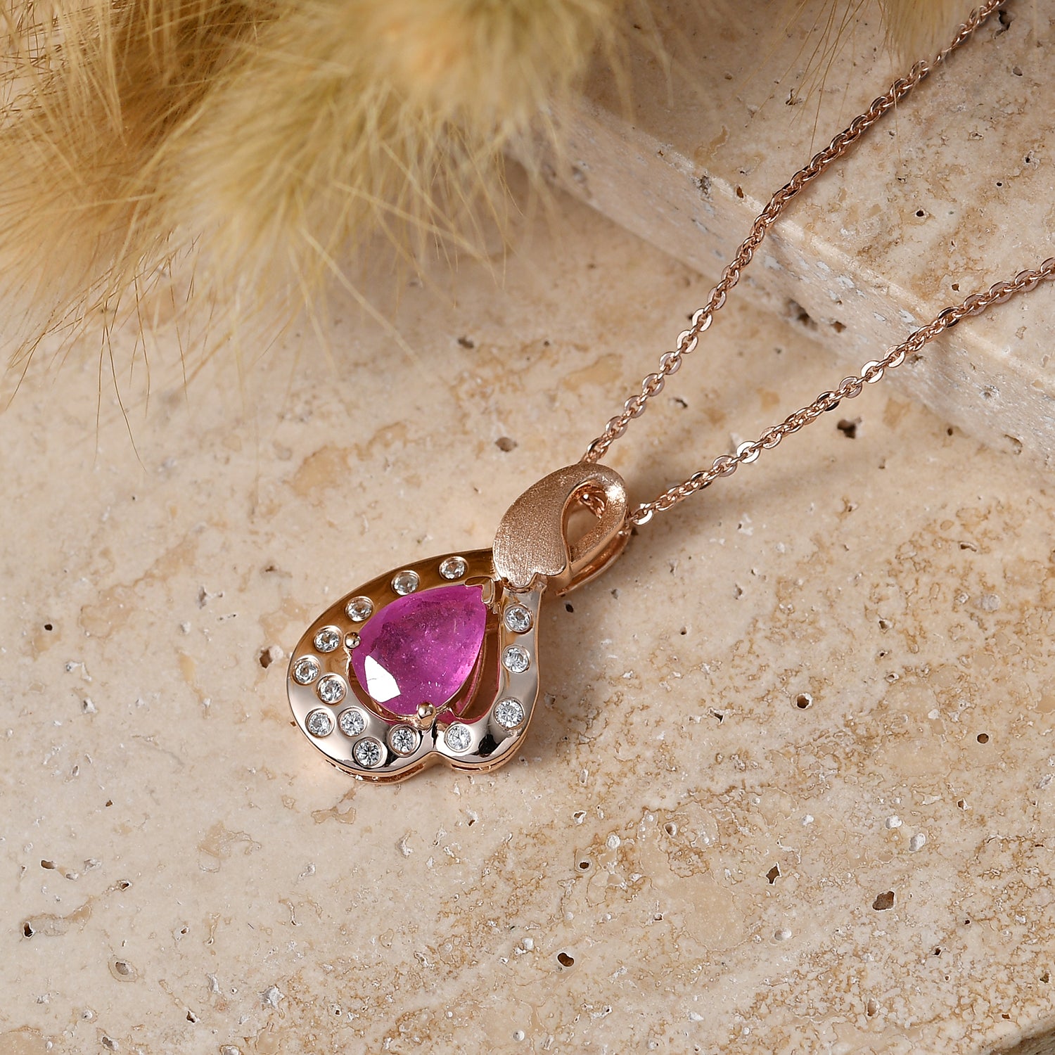 D'Joy Ilakaka Rosa Saphir (Fissure gefüllt), Weißer Zirkon Schmuckset ca. 50 cm 925 Silber 750 Roségold vermeil ca. 1.85 ct