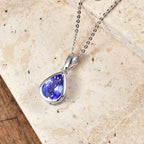 D'Joy Sehr Seltener Premium Tansanit Anhänger mit Kette ca. 50 cm 925 Silber Rhodiniert ca. 1.71 ct