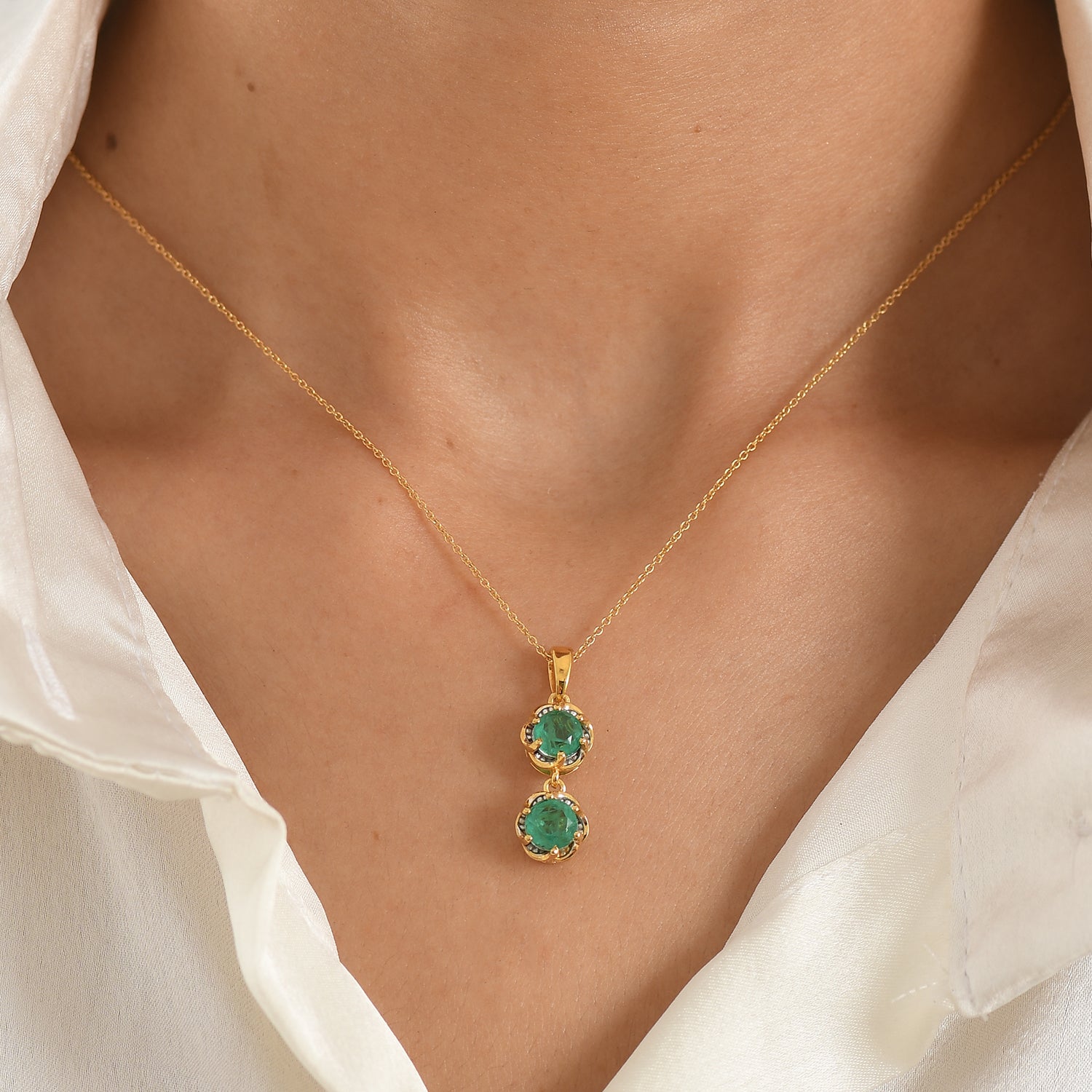 D'Joy Smaragd-Quarz Triplette Schmuckset ca. 50 cm 925 Silber Platiniert, 925 Silber Platiniert und vergoldet ca. 2,00 ct.