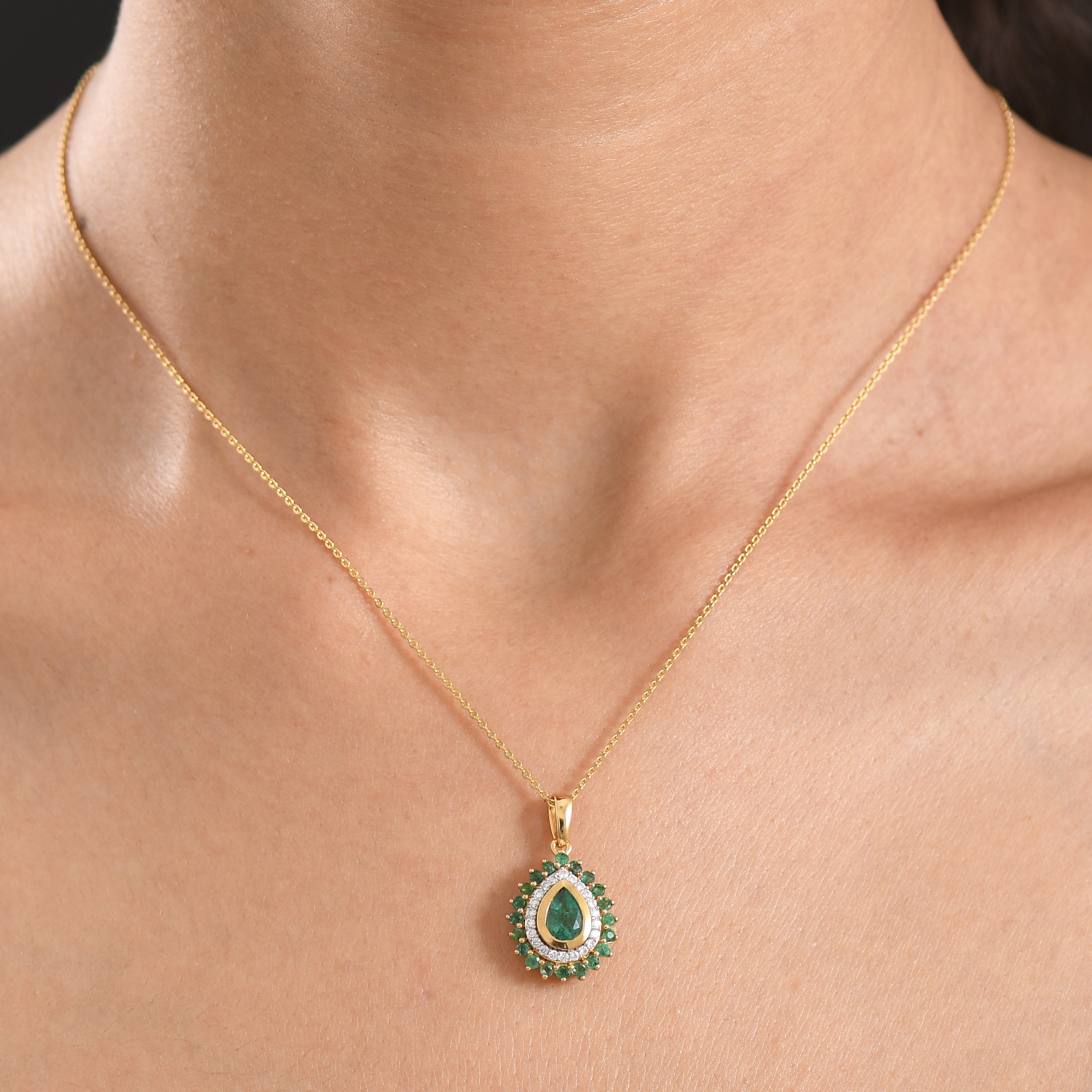 D'Joy AAA Kagem Sambischer Smaragd Schmuckset ca. 50 cm 925 Silber 750 Gelbgold vermeil ca. 1.12 ct