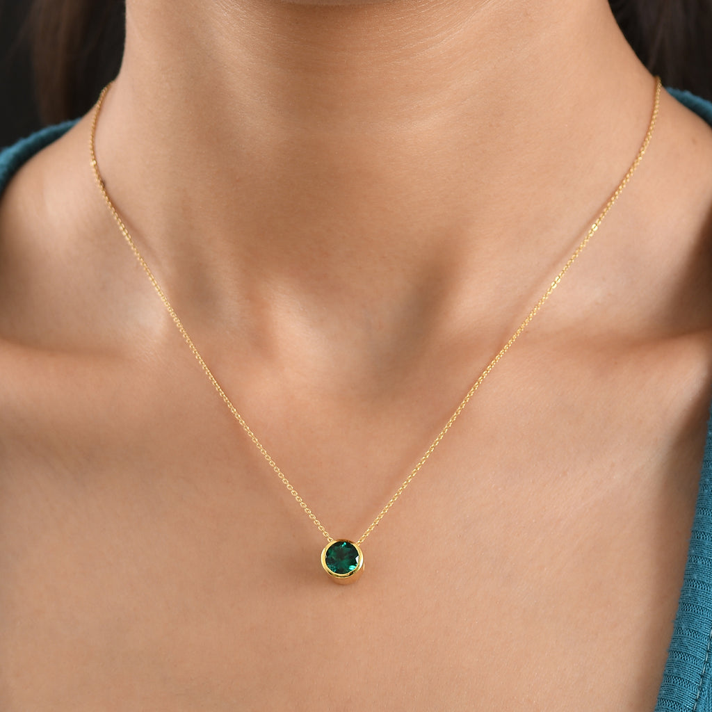 LUXURIANT DIAMOND - AAA Lab Grown Smaragd Anhänger mit Kette, ca. 50 cm 925 Silber 750 Gelbgold vermeil ca. 1.20 ct