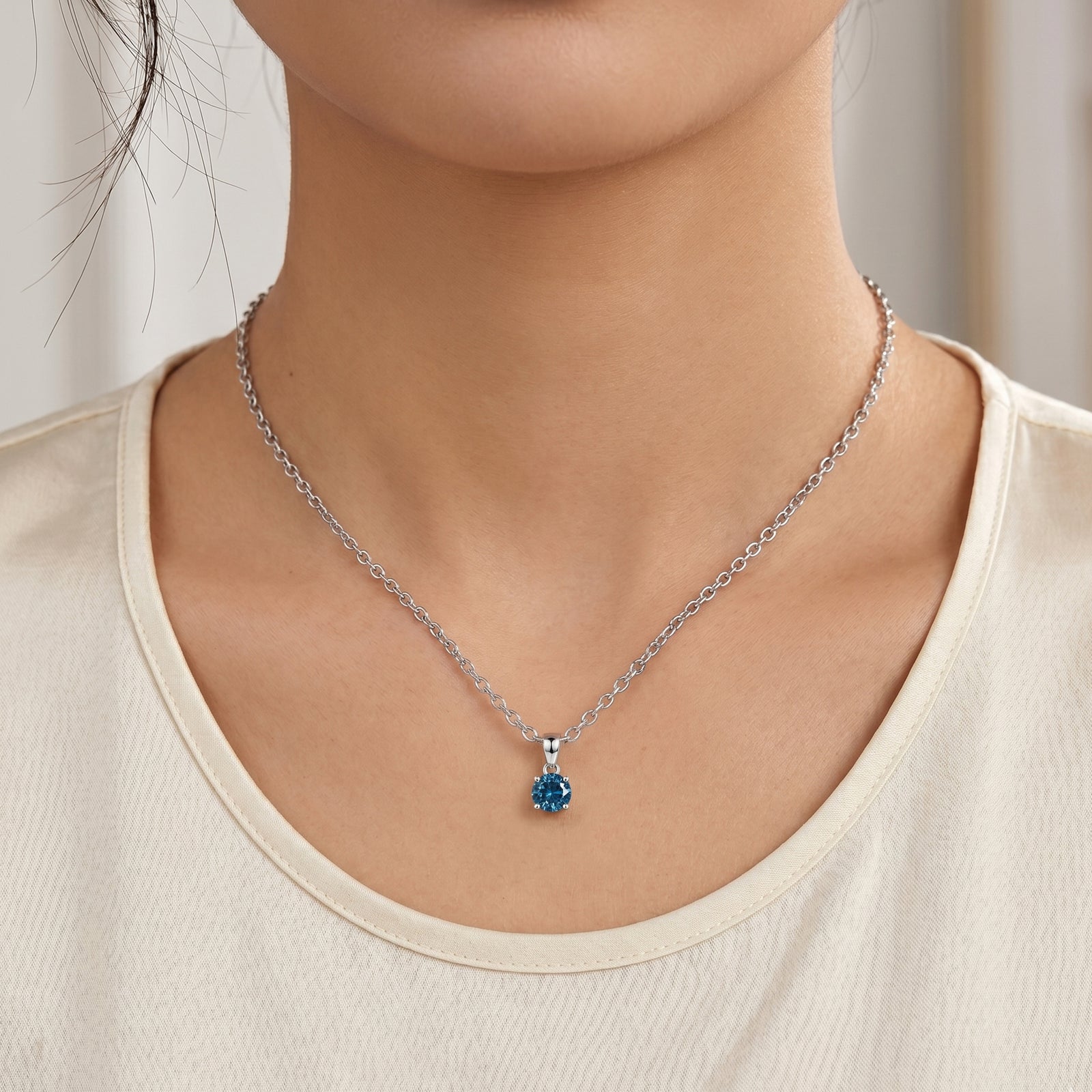 LUXURIANT SI-GH Labor blauer Diamant Solitär Anhänger mit 50cm Kette, 925 Silber rhodiniert - 1 ct.