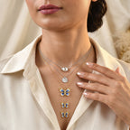 EverTrue emaillierter Schmetterlingsanhänger mit 50cm Edelstahl Kette, Bronze mit Gelbgold E-Beschichtung