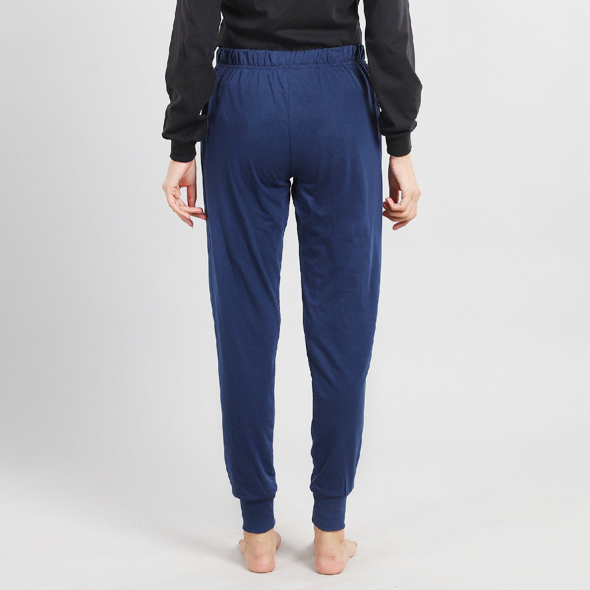 Elastische, eng anliegende Damenhose, Größe L, Grau