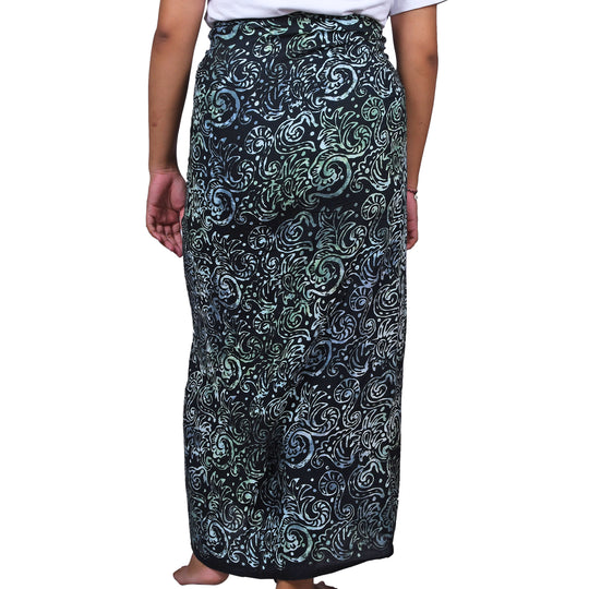 Bedruckter Sarong aus Viskose, Blau und Weiß
