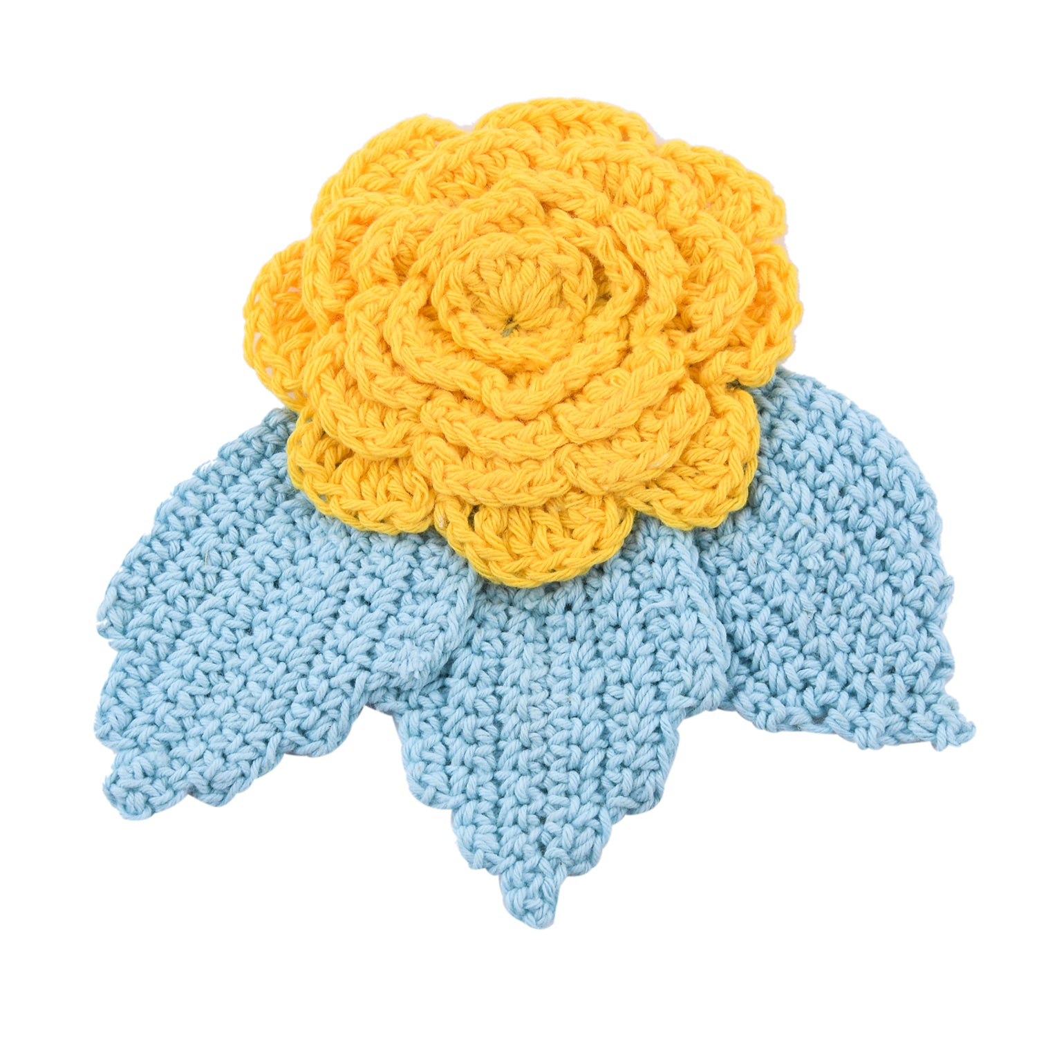 Handgefertigte Brosche mit Häkelarbeit Blumen und Blätter Design, Gelb