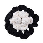 Handgefertigte Brosche mit Häkelarbeit Blumen Design, Schwarz und Weiß