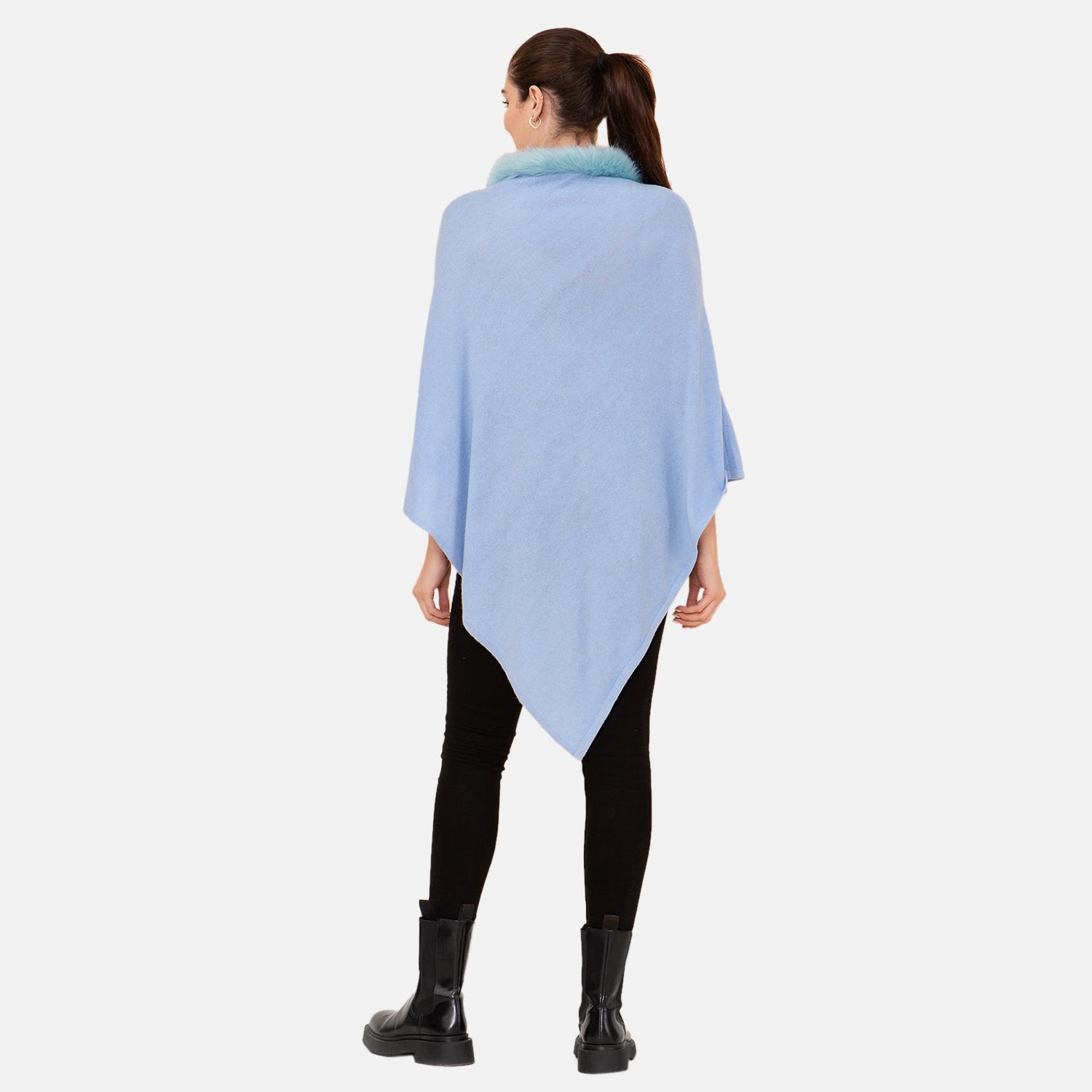 LA MAREY - Kaschmir Poncho mit Kunstfell Bordüre, Hellblau