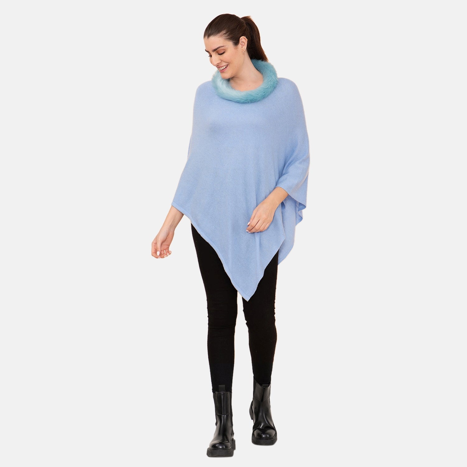 LA MAREY - Kaschmir Poncho mit Kunstfell Bordüre, Hellblau