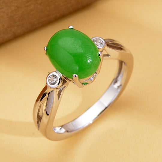 Grüne Jade, weißer Zirkon Ring, 925 Silber rhodiniert ca. 3.76 ct